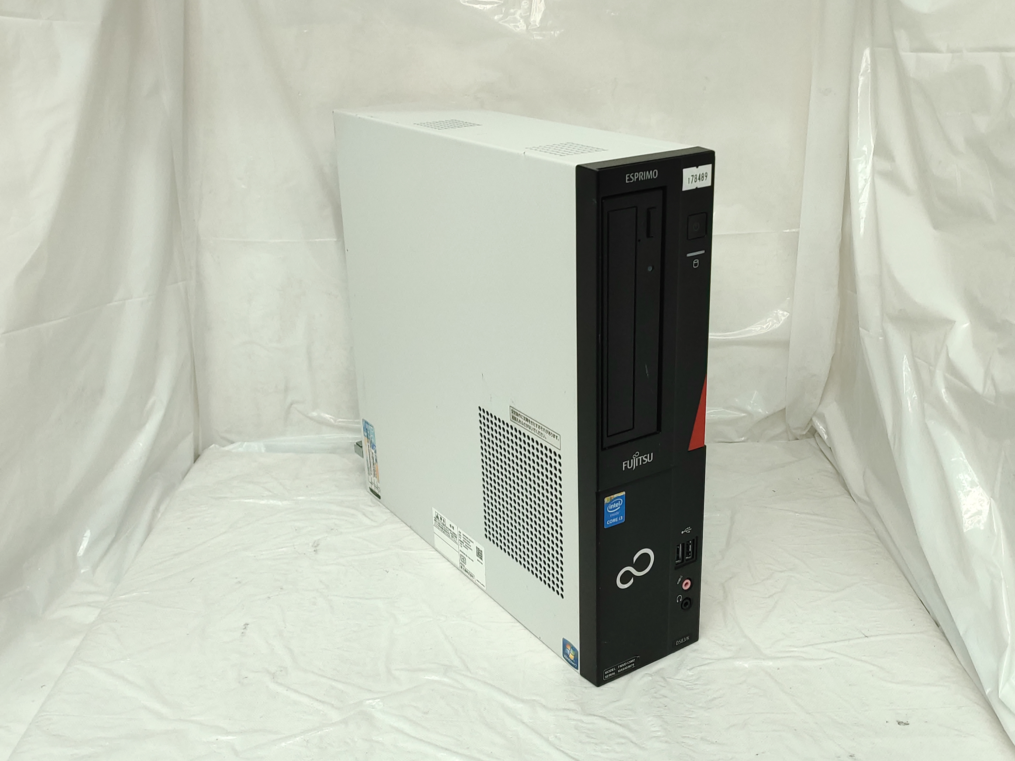 中古デスクトップパソコン FUJITSU FMV-ESPRIMO D583/K Core-i3 4160
