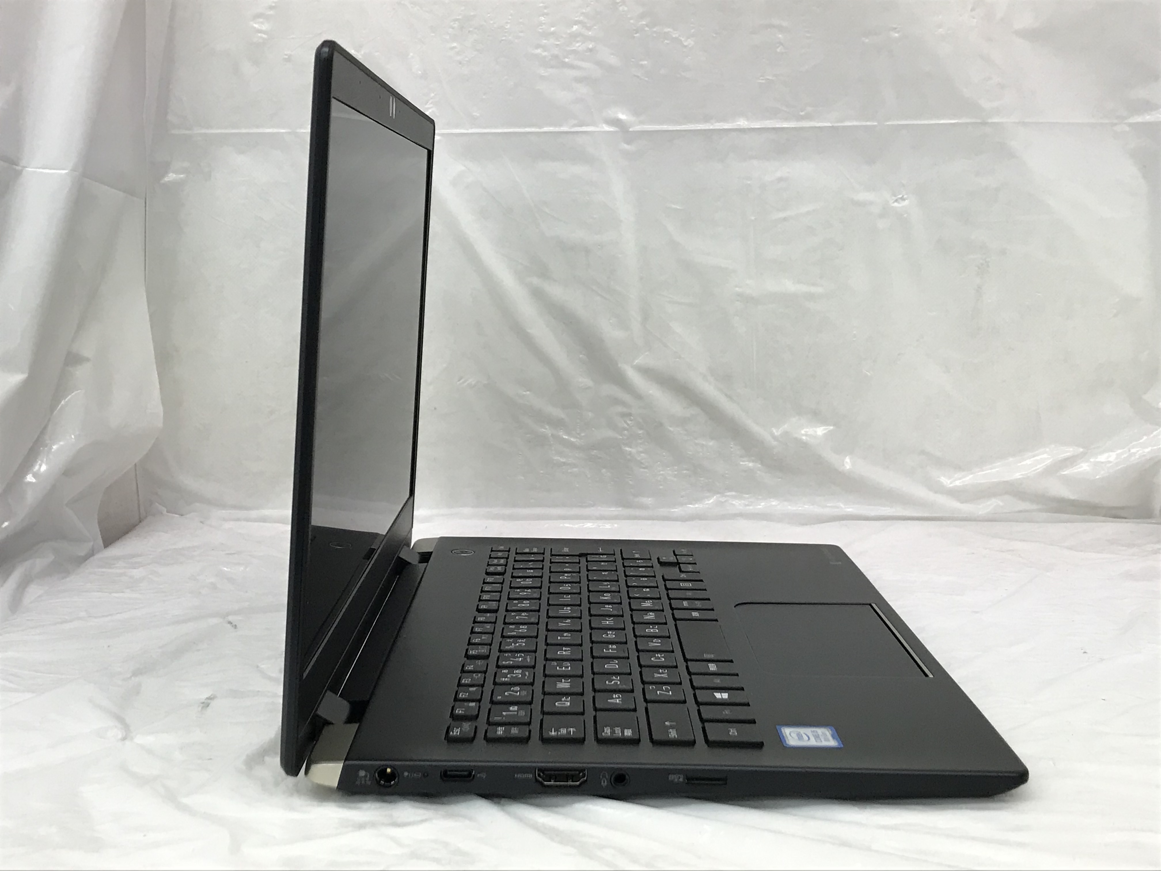 中古ノートパソコン TOSHIBA dynabook GX83/JLE Core-i5 8250U 1.6GHz