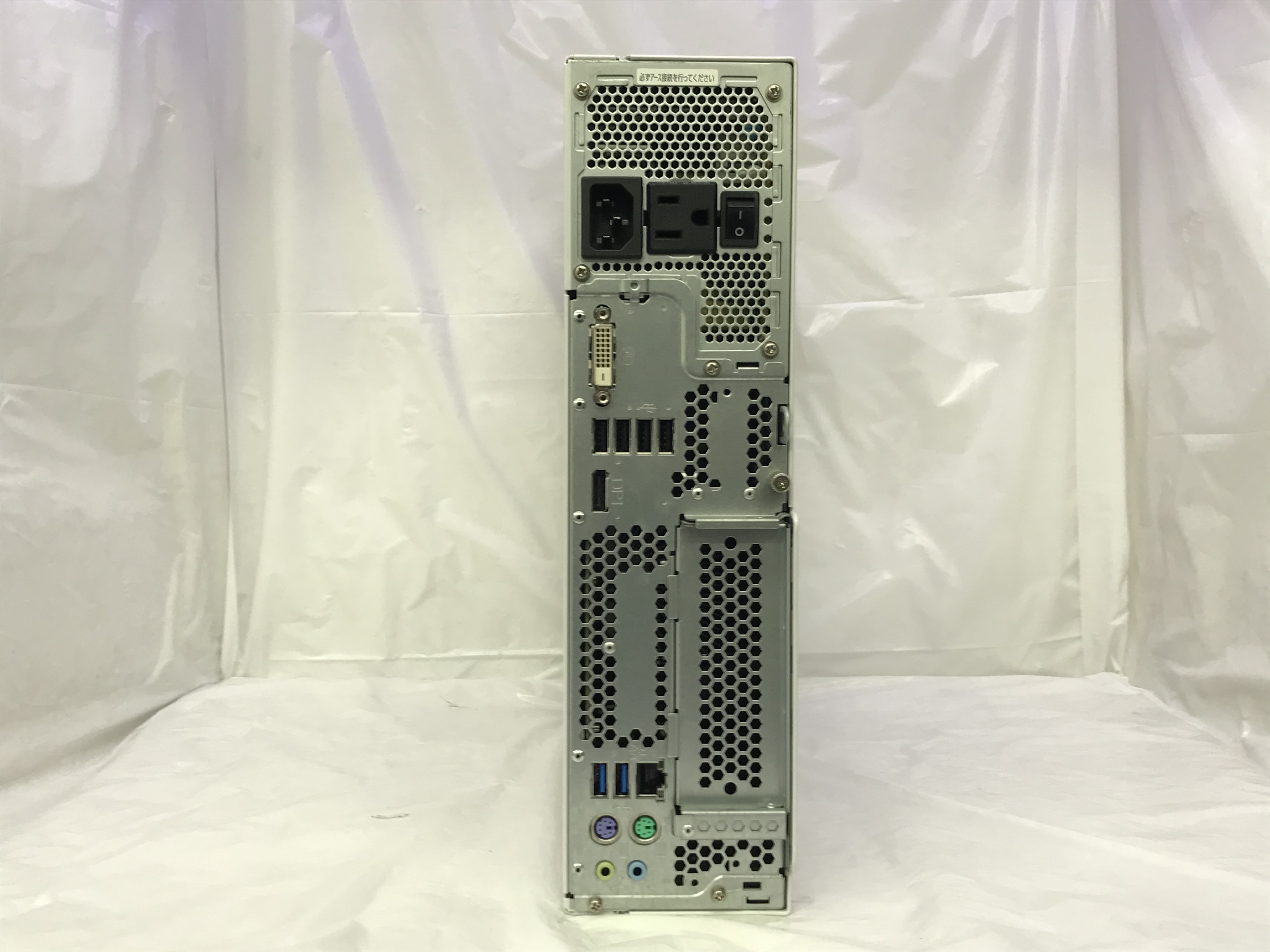 中古デスクトップパソコン FUJITSU ESPRIMO D556/PX Core-i3 6100 3.7