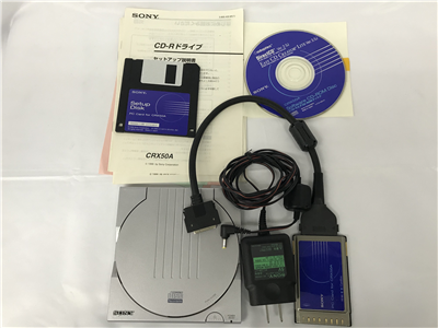 PCカード接続 ポータブルCD-Rドライブ(CRX50A) の拡大写真はこちらをクリック
