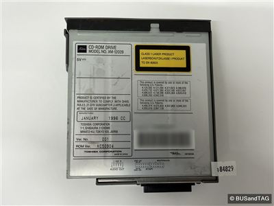 PC-98 ノート内蔵用 CD-ROMドライブ(XM-1202B) の拡大写真はこちらをクリック PC-98 ノート内蔵用 CD-ROMドライブ(XM-1202B) の拡大写真はこちらをクリック