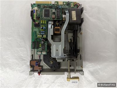 PC-98シリーズ用 5インチ内蔵FDD(FD1155D) の拡大写真はこちらをクリック